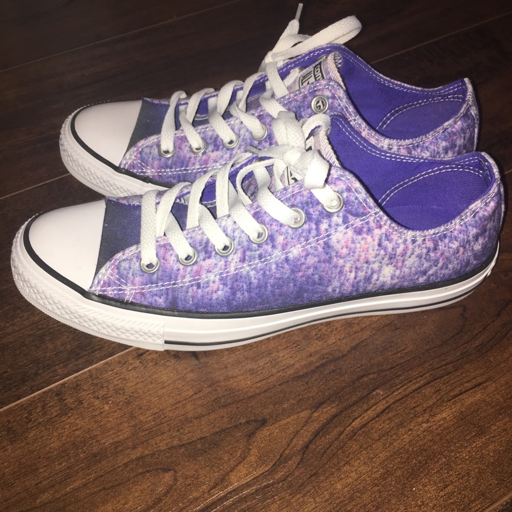 Women’s Converse